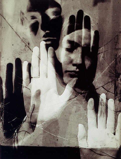 Man Ray - Dora Maar 1936