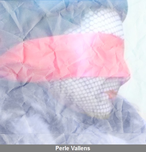 résille visage froissé