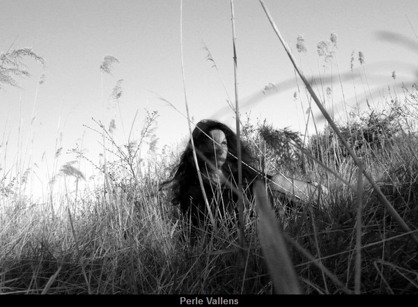 orpheline Perle Vallens