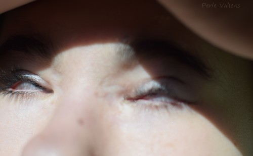 yeux blancs©Perle Vallens
